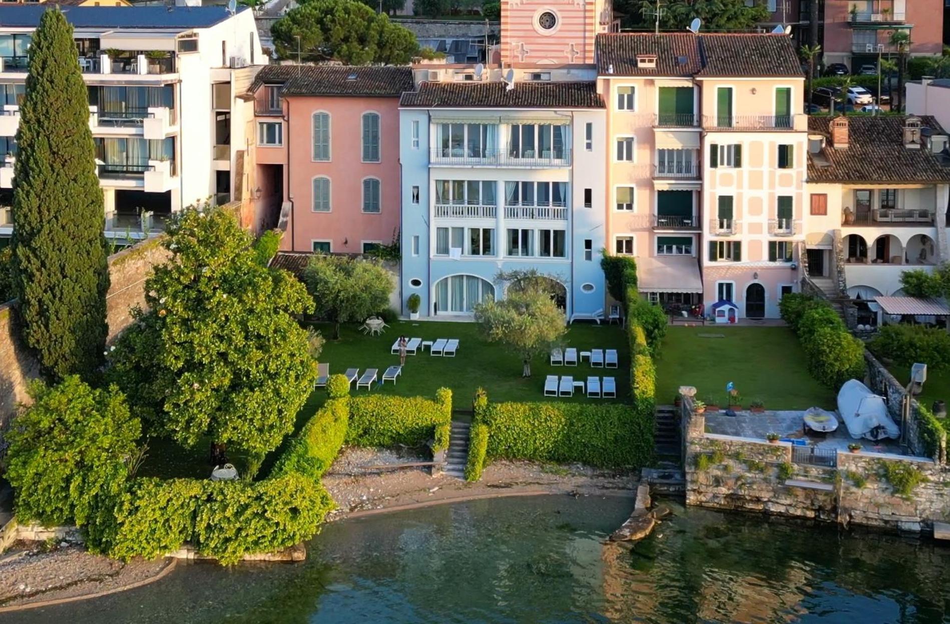Luxury Lakeside Apartment Right On The Water Salò Екстериор снимка